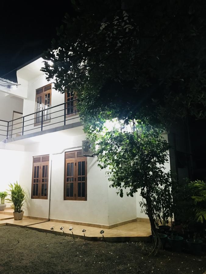Emarald Holiday Homes Anuradhapura Εξωτερικό φωτογραφία